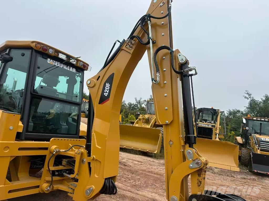 CAT 420 F2 Backhoe
