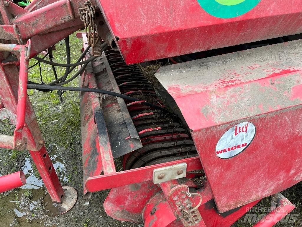 Welger RP220 Round balers