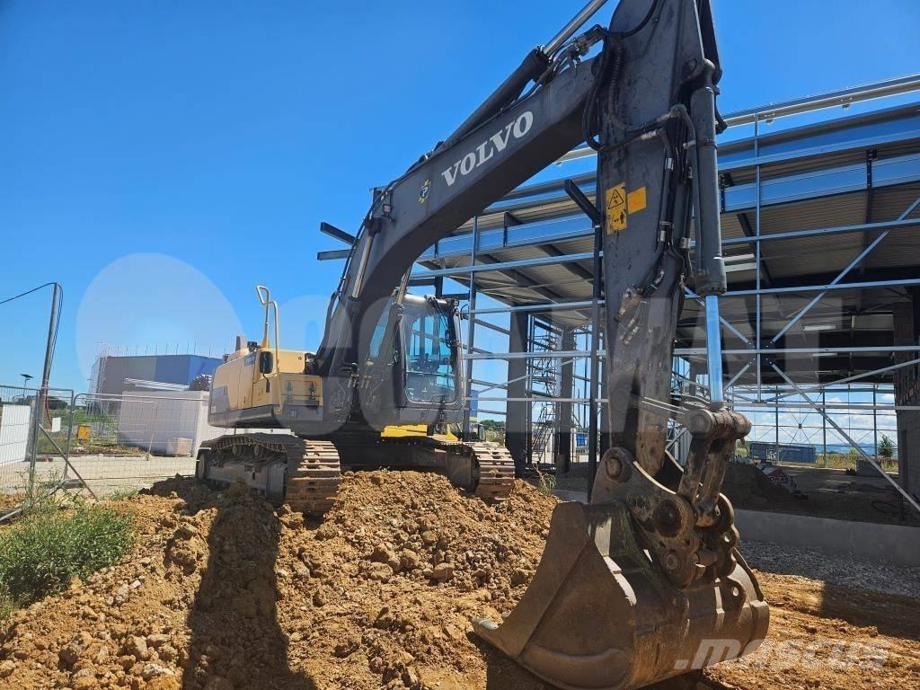 Volvo EC 220 DL Crawler excavators