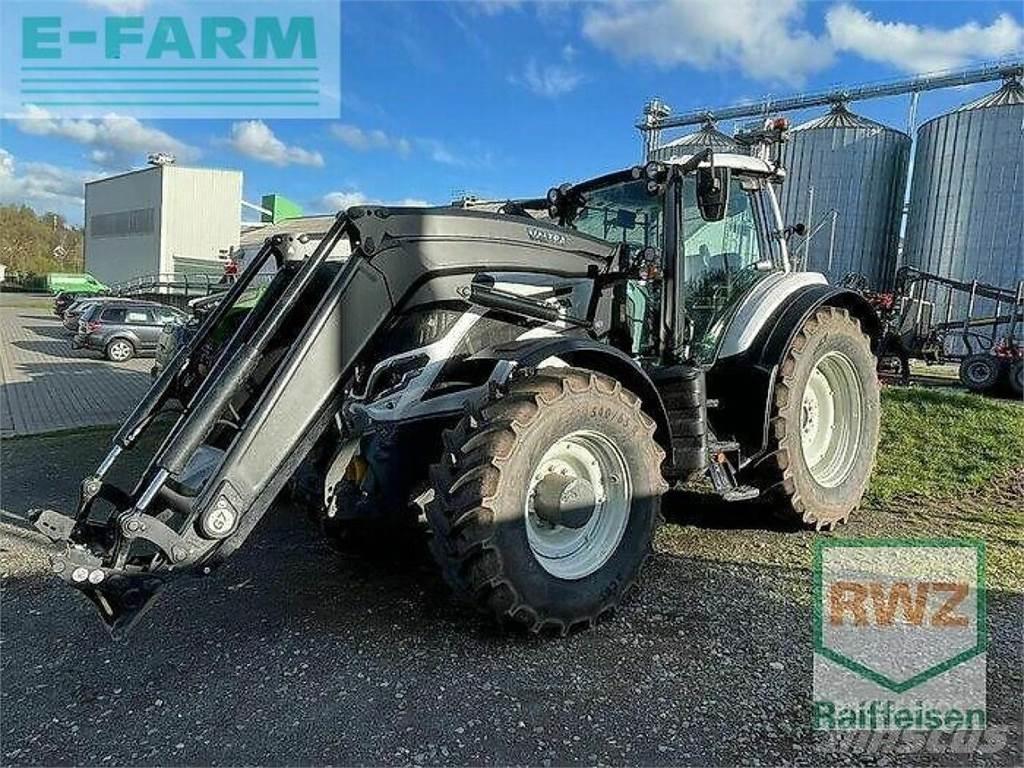 Valtra t215d Tractors