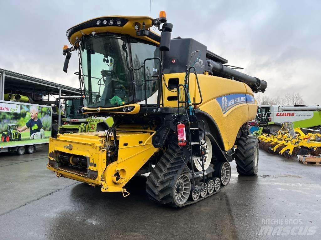 New Holland CR 9.90 Combine harvesters