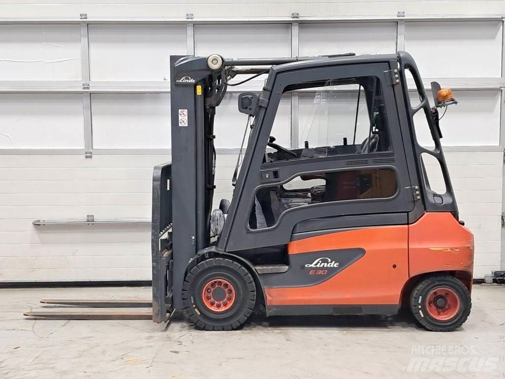 Linde E30-01 Electric forklift trucks