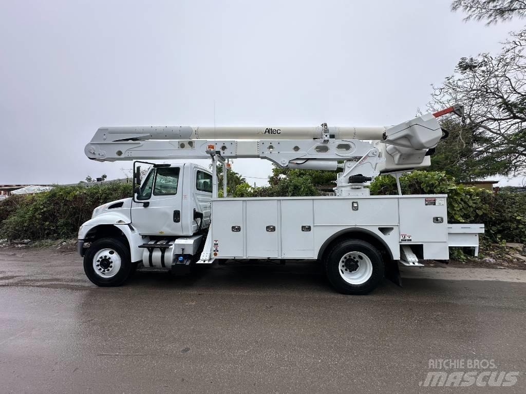 International 4300 Truck mounted platforms