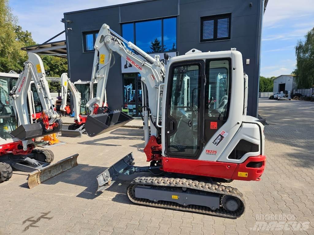 Takeuchi TB225 V0 Mini excavators < 7t (Mini diggers)