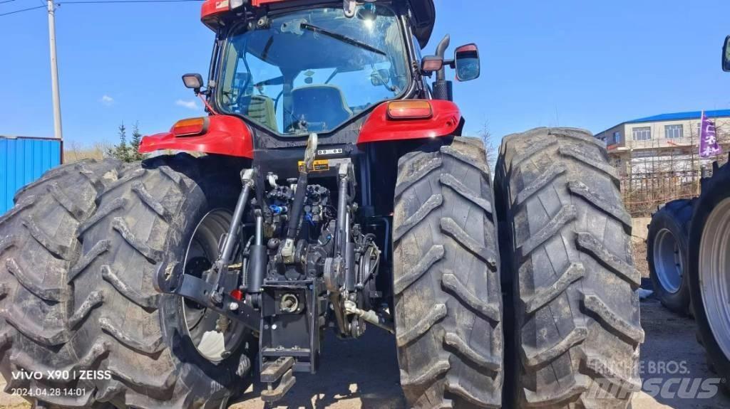 Case IH PUMA 2304 Tractors