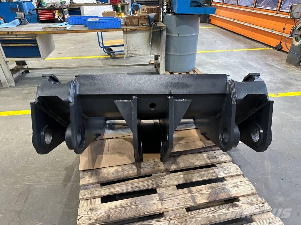 Komatsu WA 475-10E0 Quick connectors