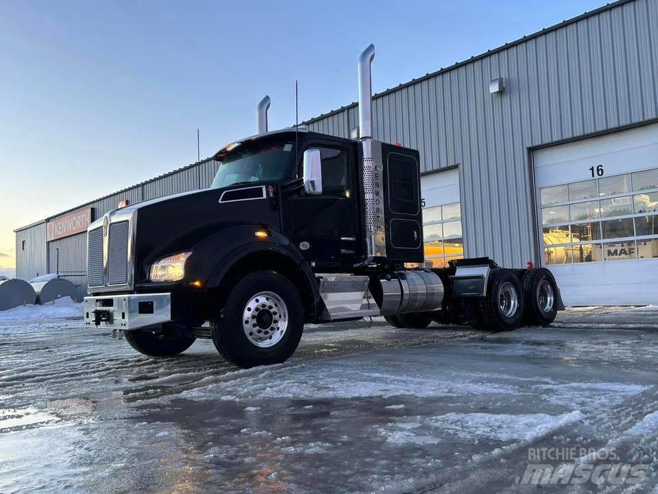 Kenworth T 880 Prime Movers