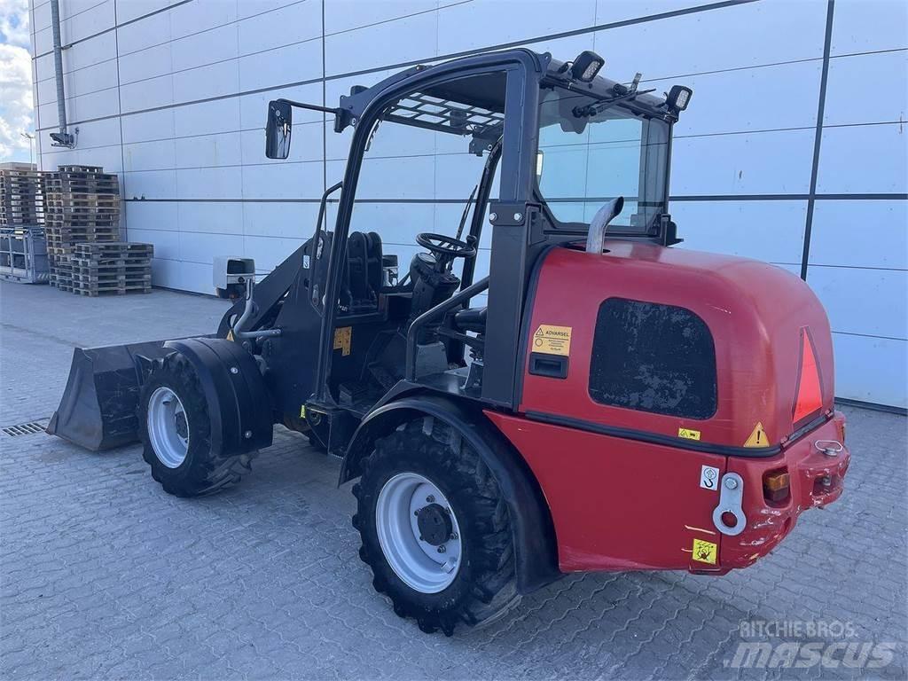 Weidemann 2070 Multi-purpose loaders