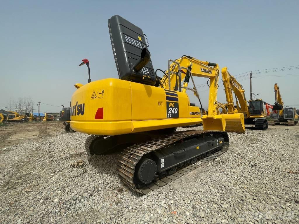 Komatsu PC 240 Crawler excavators