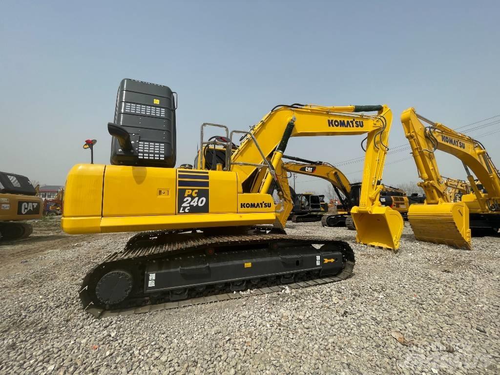 Komatsu PC 240 Crawler excavators