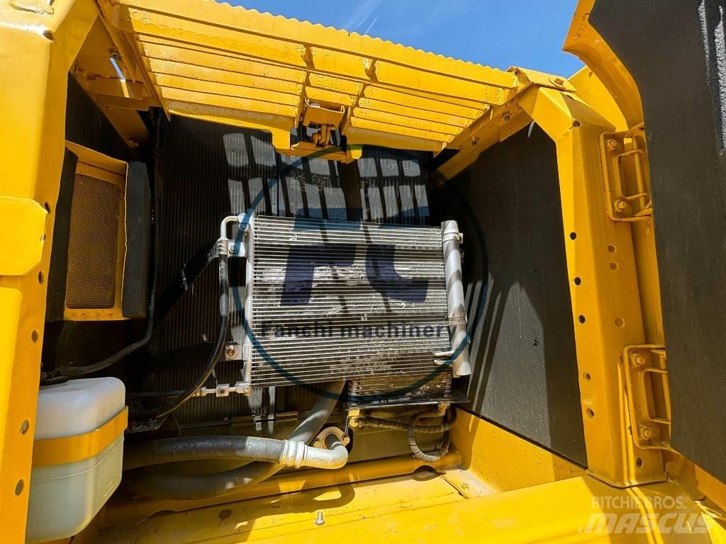 Komatsu PC 220 Crawler excavators