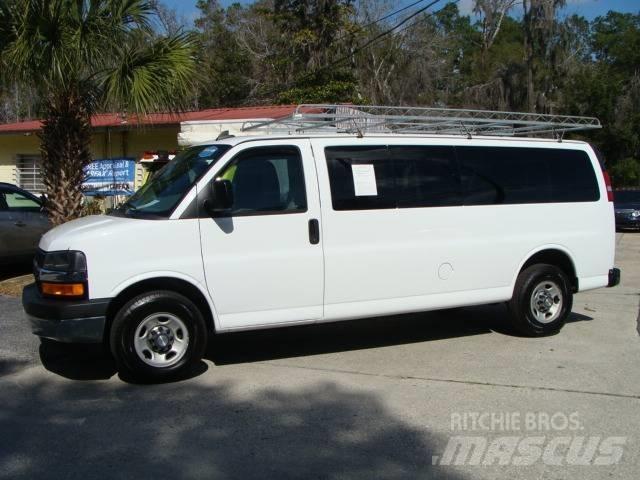 Chevrolet G3500 Panel vans