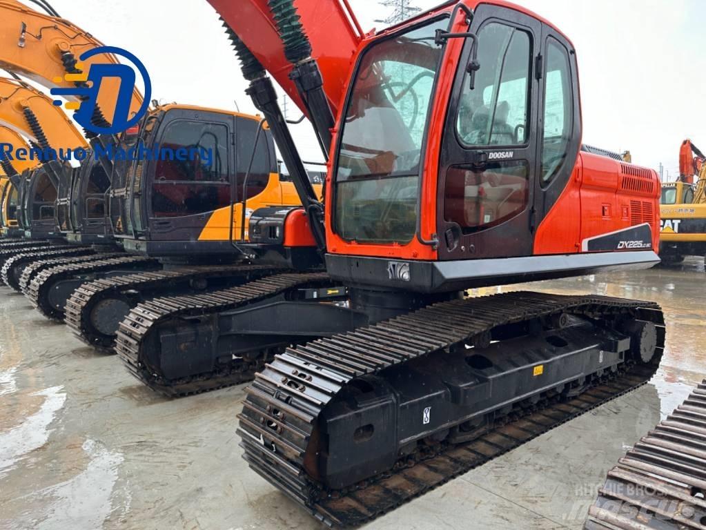 Doosan DX 225 LC-9C Crawler excavators
