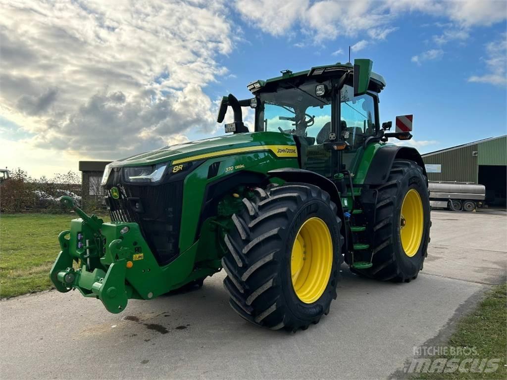 John Deere 8R370 Tractors