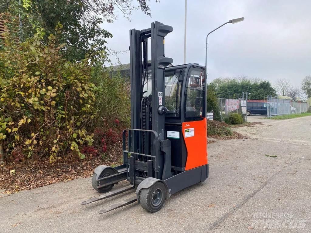 Linde R14G-01 Reach truck