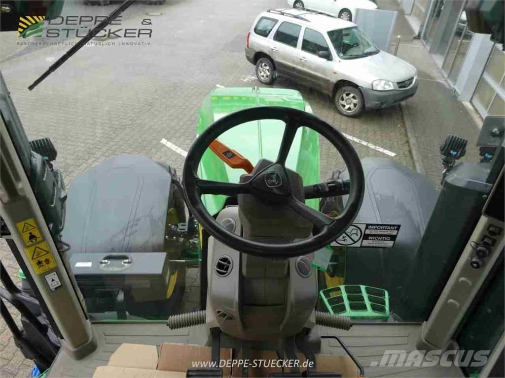 John Deere 7R 330 Tractors