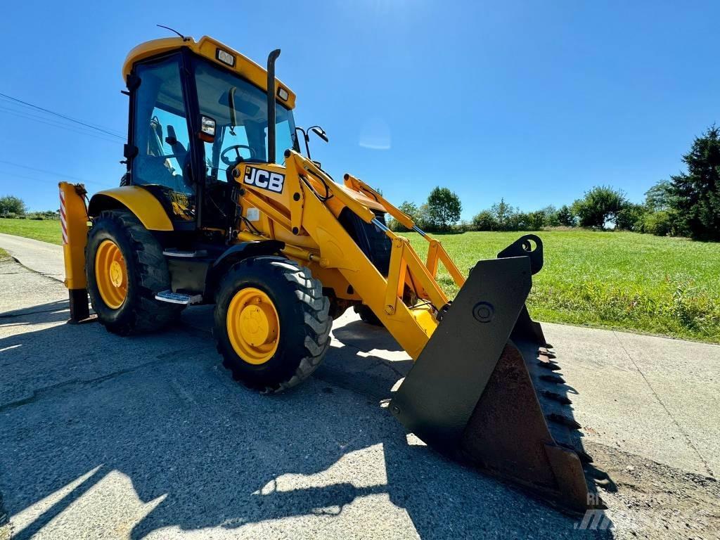 JCB 3CX Backhoe
