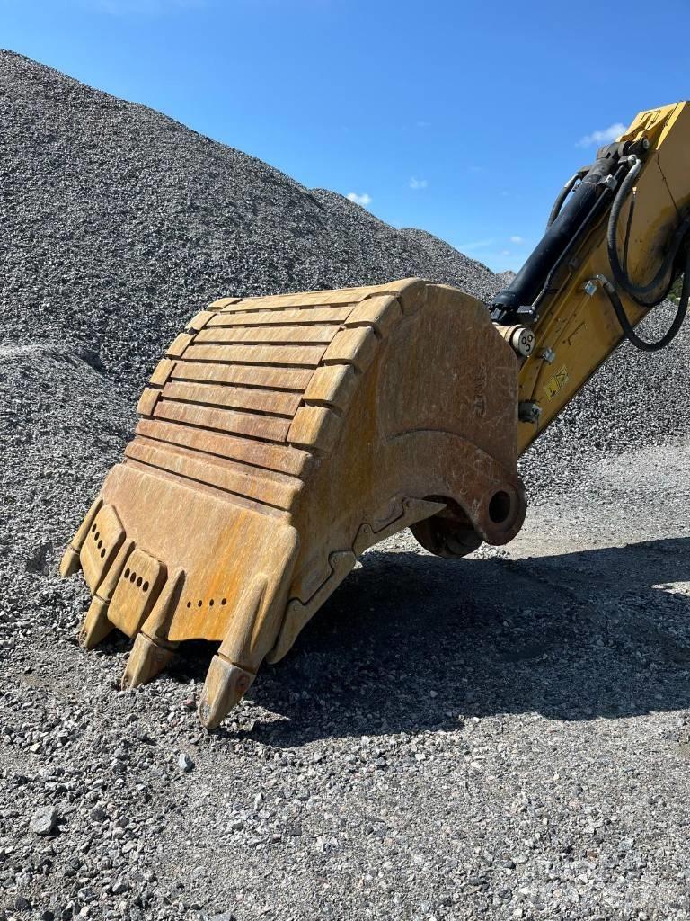 CAT 374 F Crawler excavators