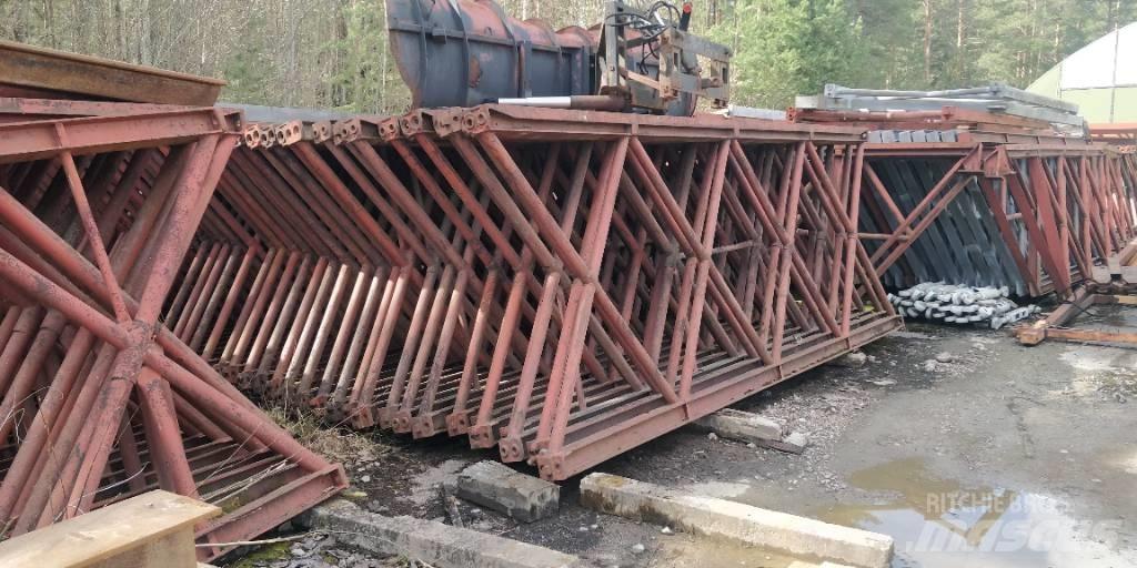 Hünnebeck H 33 Scaffolding equipment