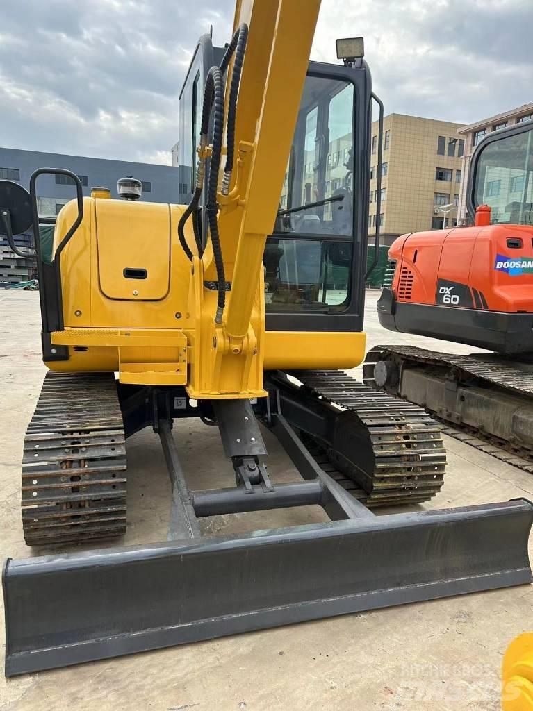 Komatsu PC 56 Mini excavators < 7t (Mini diggers)