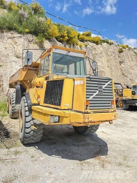 Volvo A 25 C Articulated Haulers