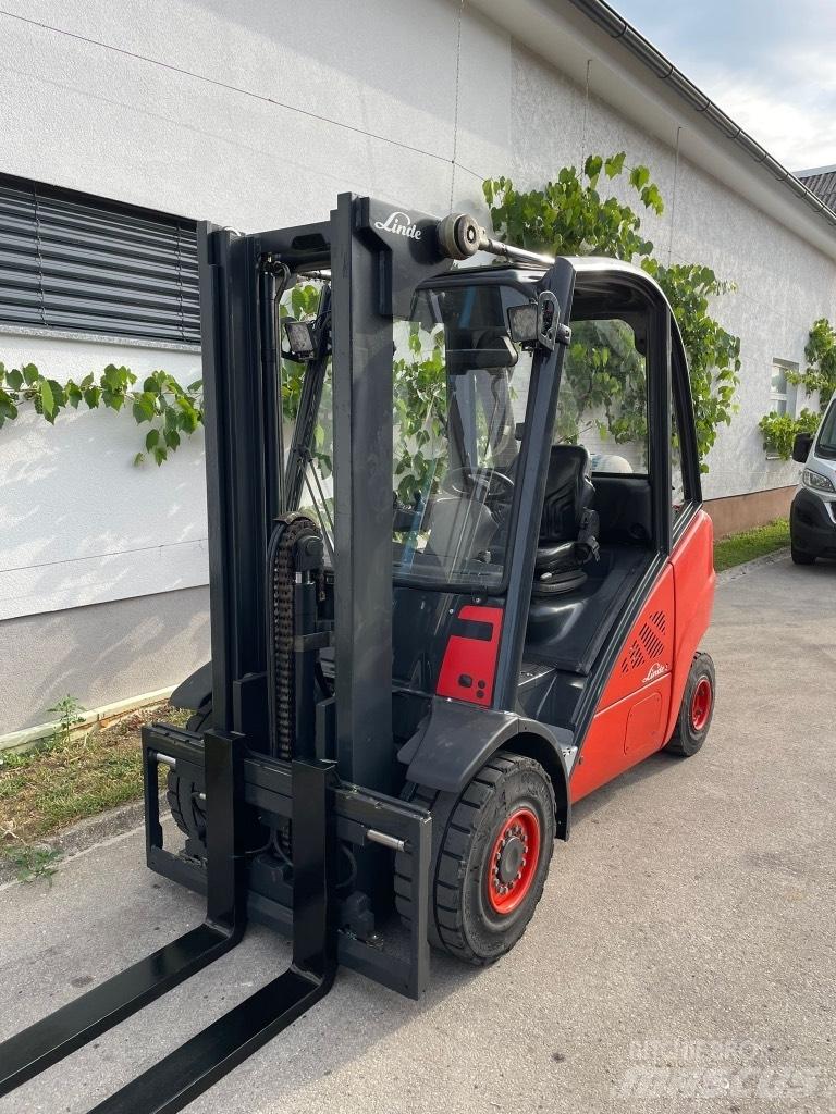 Linde H 30 T LPG trucks