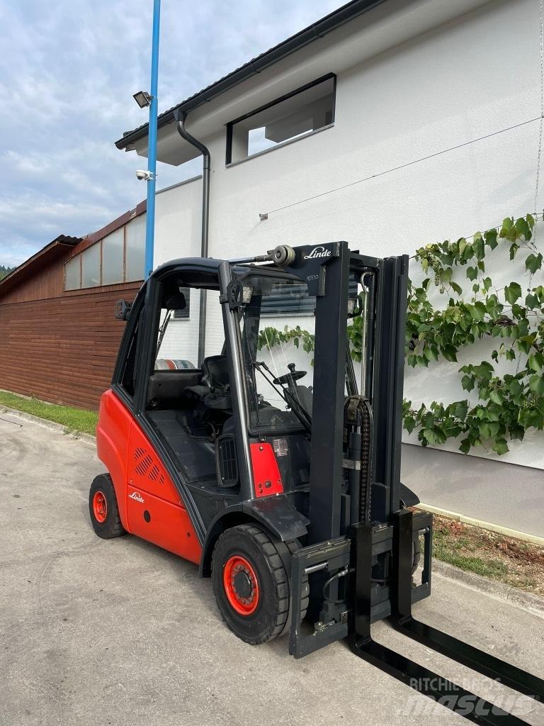 Linde H 30 T LPG trucks