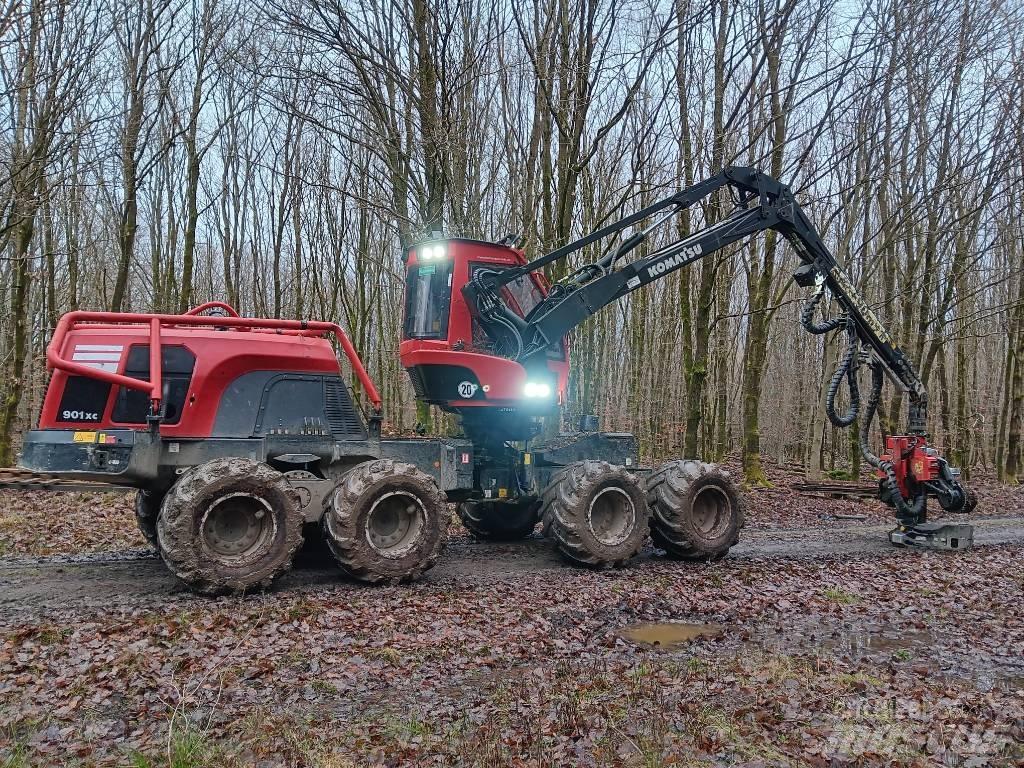 Komatsu 901 XC Harvesters