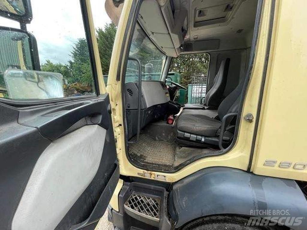 Volvo FL 280 Flatbed / Dropside trucks