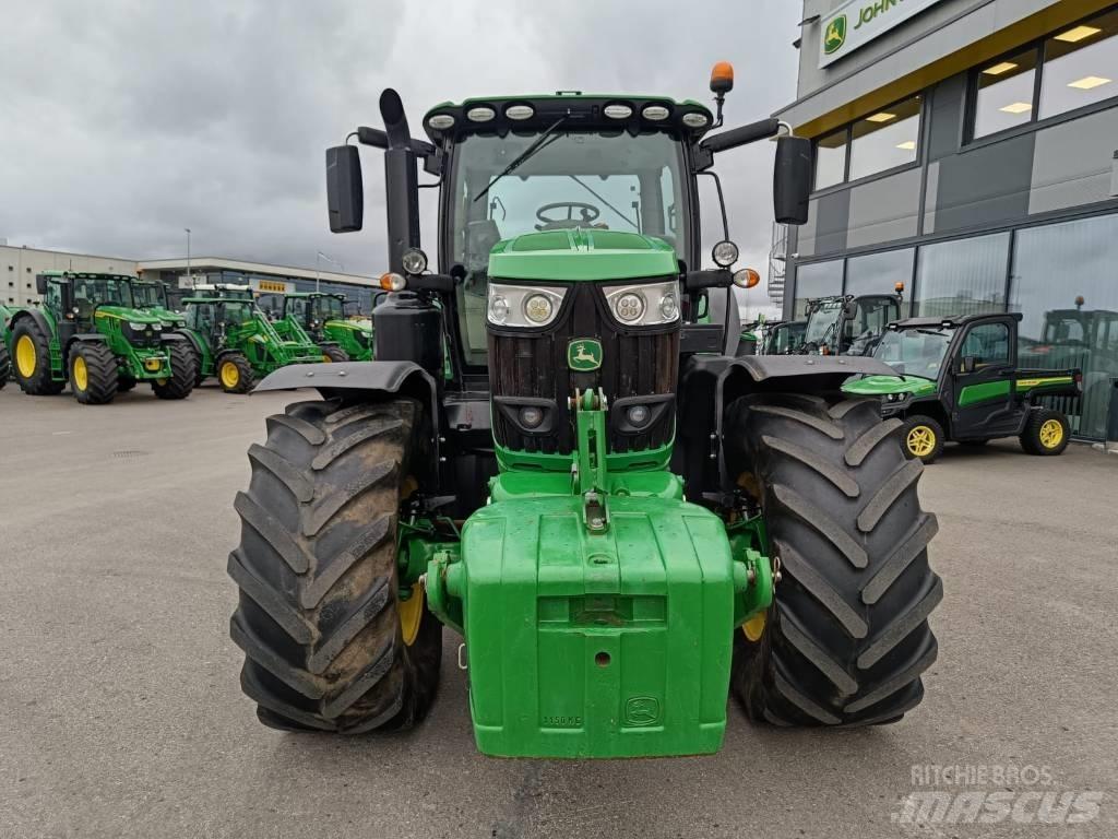 John Deere 6215 R Tractors