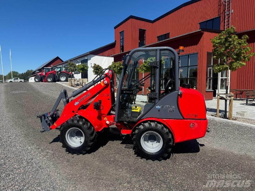 Flexitrac 1226 CAB Multi-purpose loaders