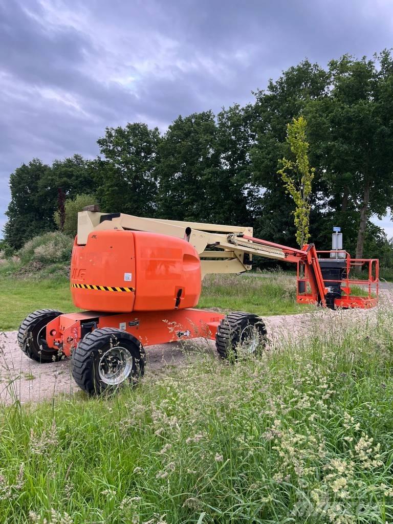 JLG 510 AJ Articulated boom lifts