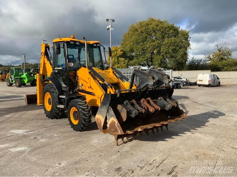 JCB 3CX Backhoe