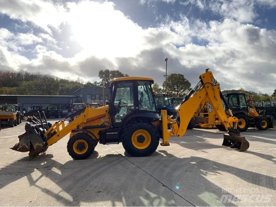 JCB 3CX Backhoe