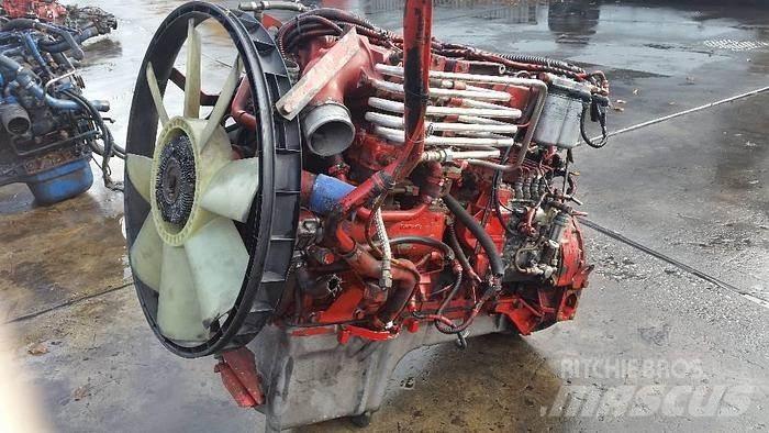  Engines D2865LF02 Other components