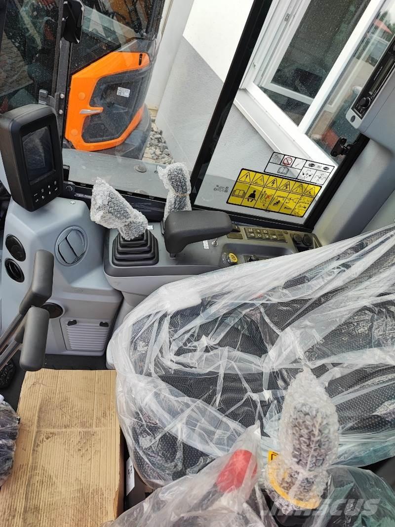 Develon DX27Z-7 Farm machinery