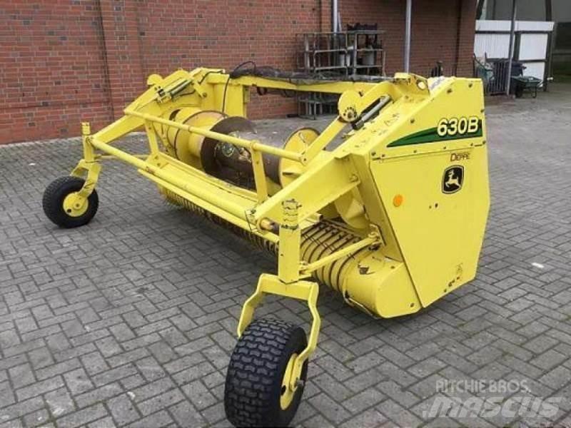 John Deere 630 B Combine harvester accessories