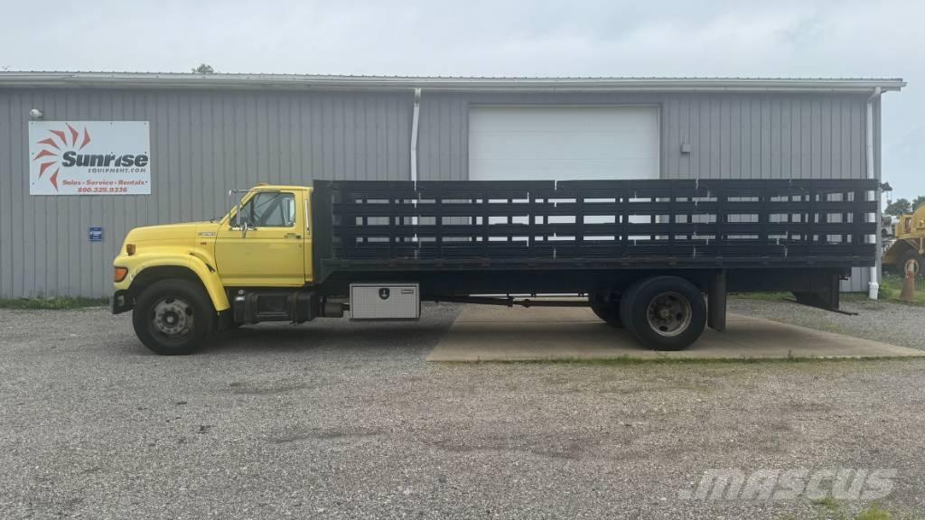 Ford F 700 Flatbed / Dropside trucks