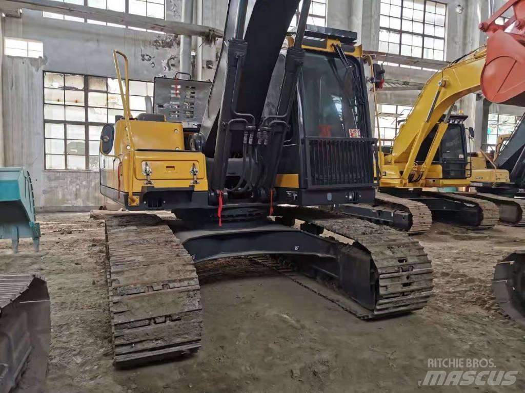Volvo EC200D Crawler excavators