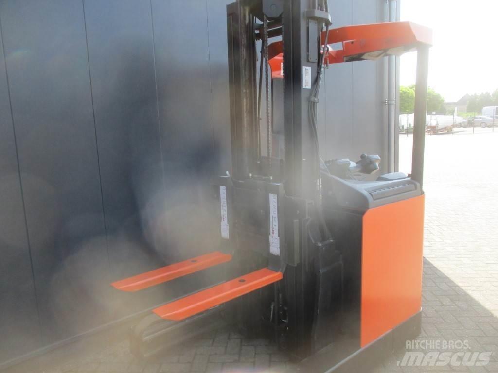 BT RRB1 Reach truck