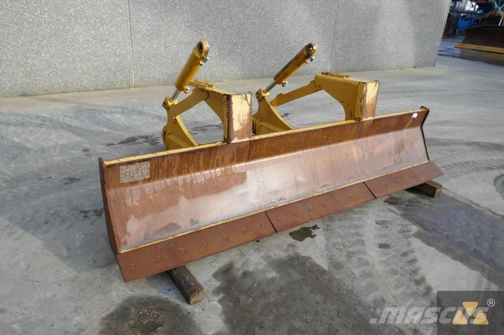 CAT Skidder blade Blades