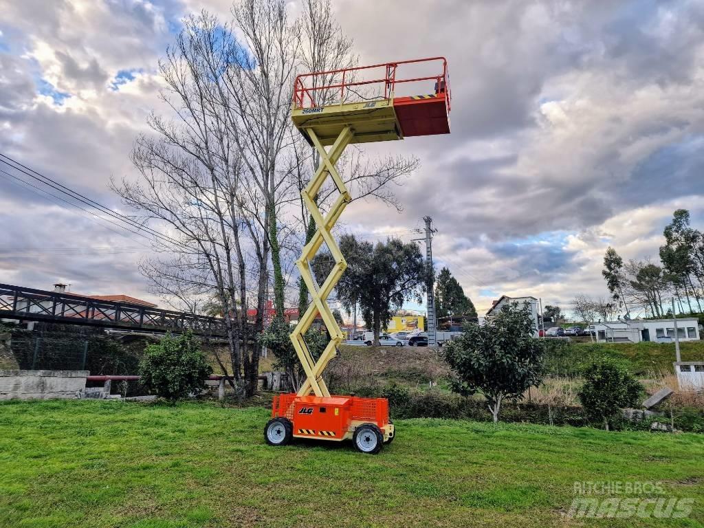 JLG 260 MRT Scissor lifts