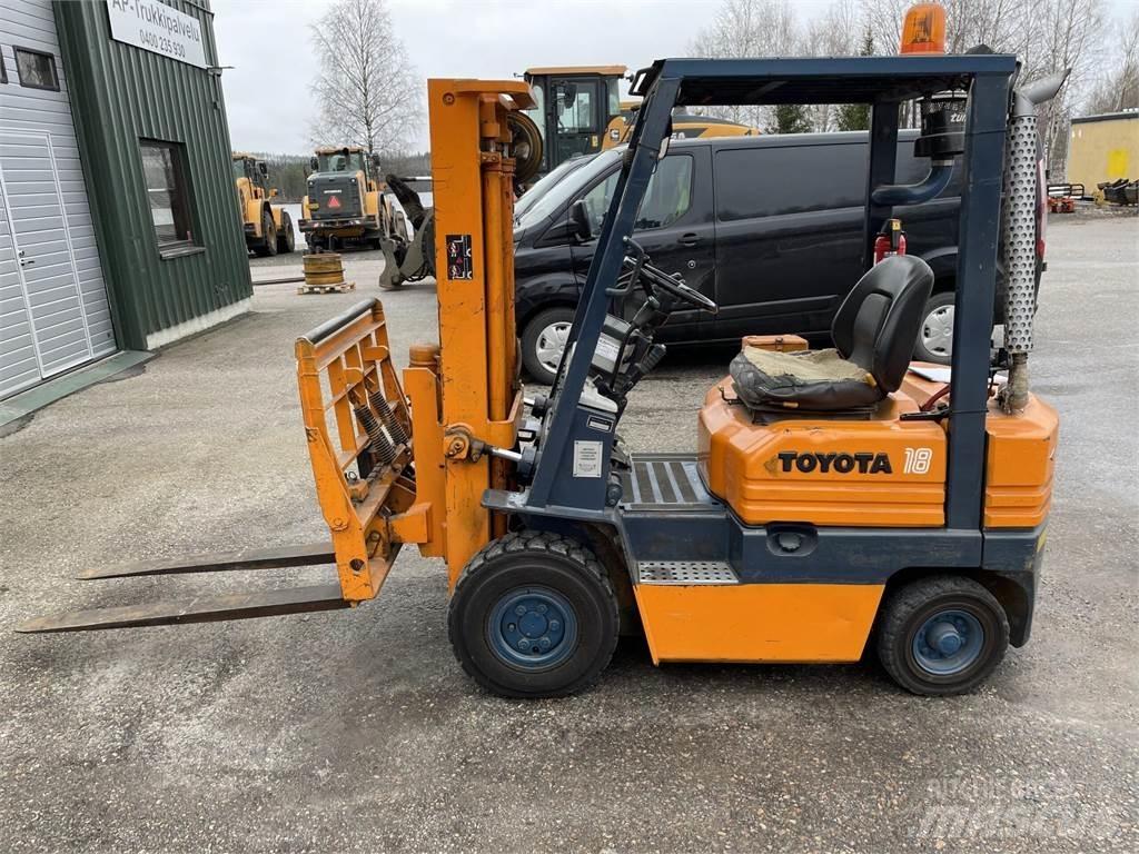 Toyota 02-5FD18 Diesel trucks