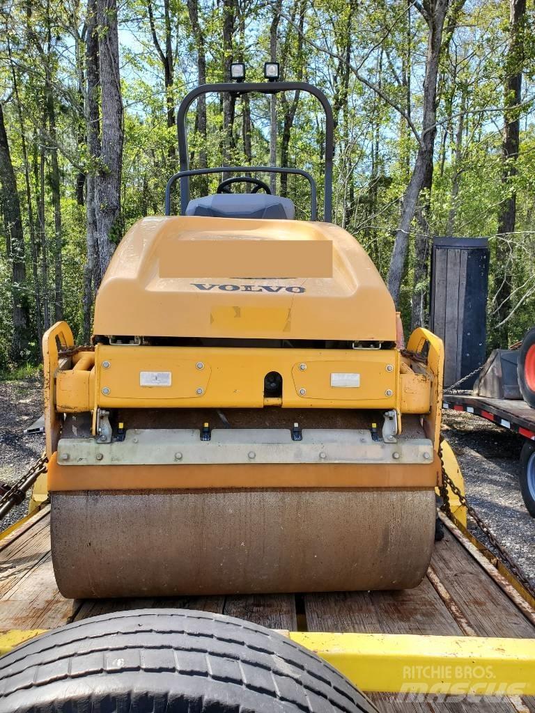 Volvo DD25B Twin drum rollers