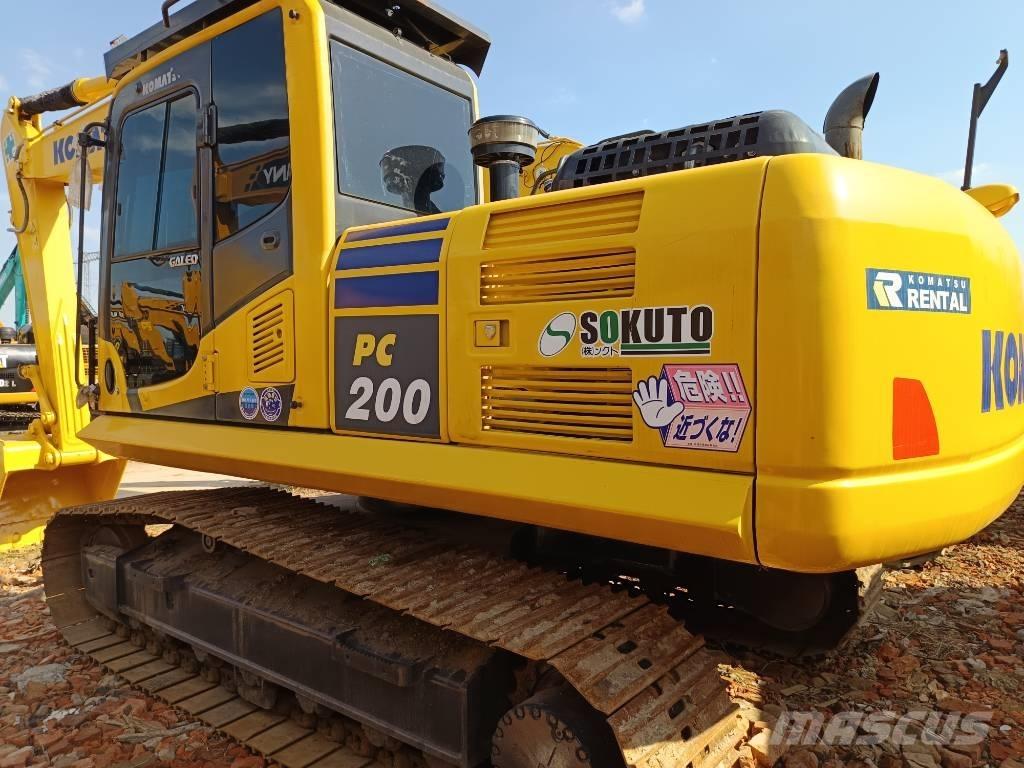Komatsu PC 200 Crawler excavators