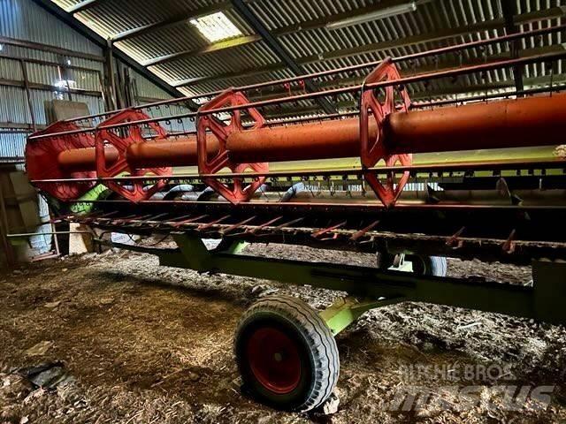 CLAAS Lexion 460 Combine harvesters