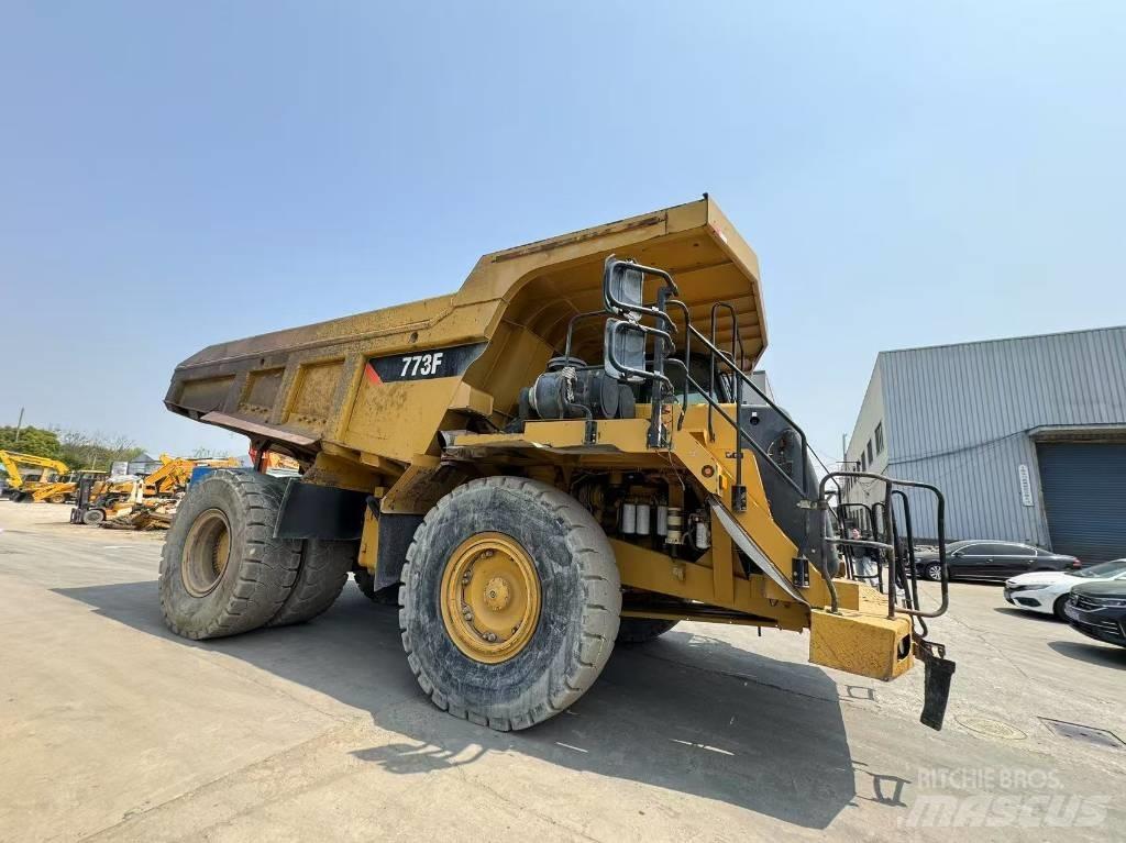 CAT 773 F Articulated Haulers