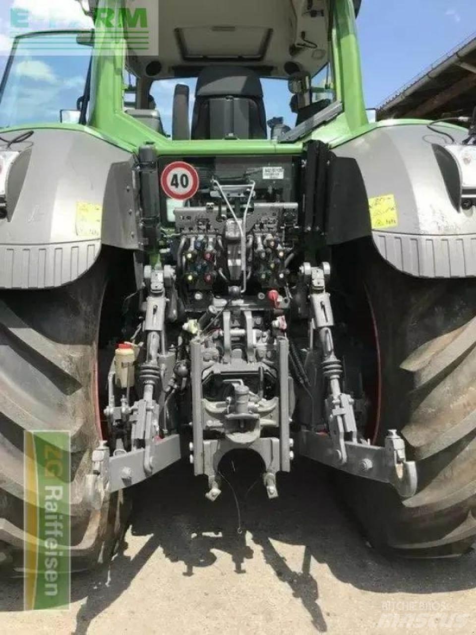 Fendt 828 vario s4 Tractors