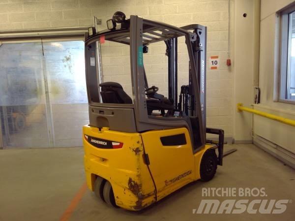 Jungheinrich EFG 215 Electric forklift trucks