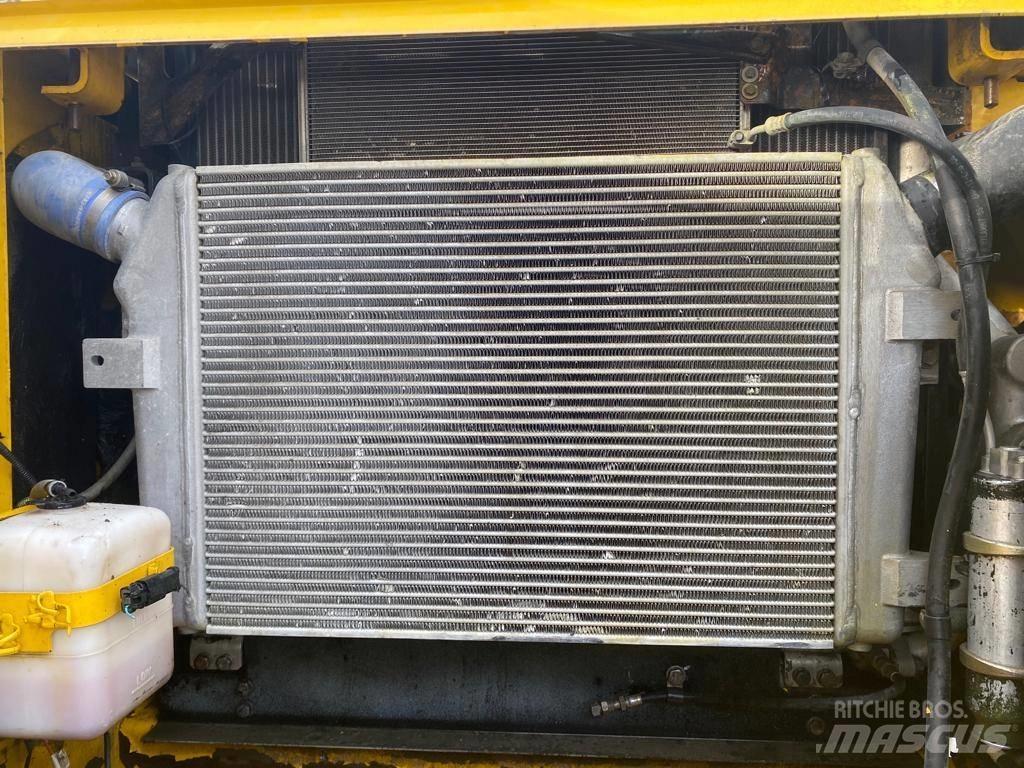 Komatsu PC340-7 Crawler excavators
